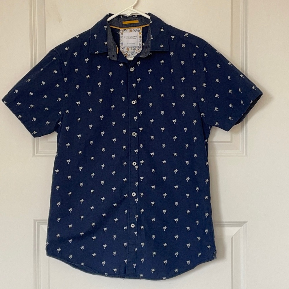 Denim & Flower Navy Palm Print Button Down Shirt Small